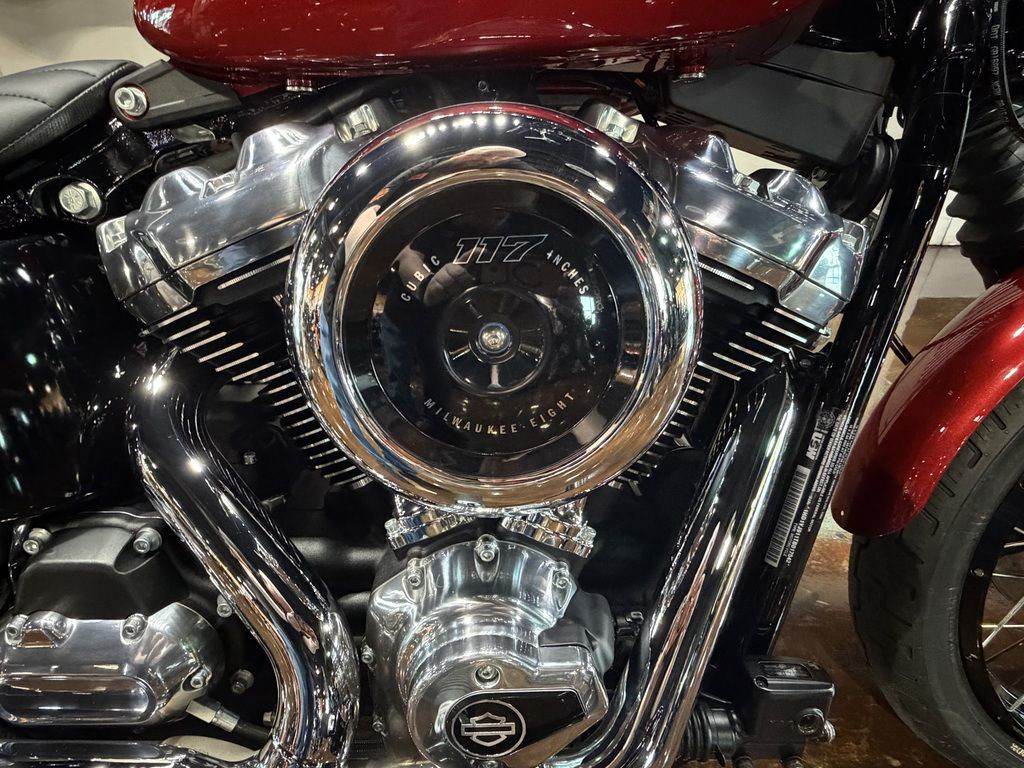 Street Bob®