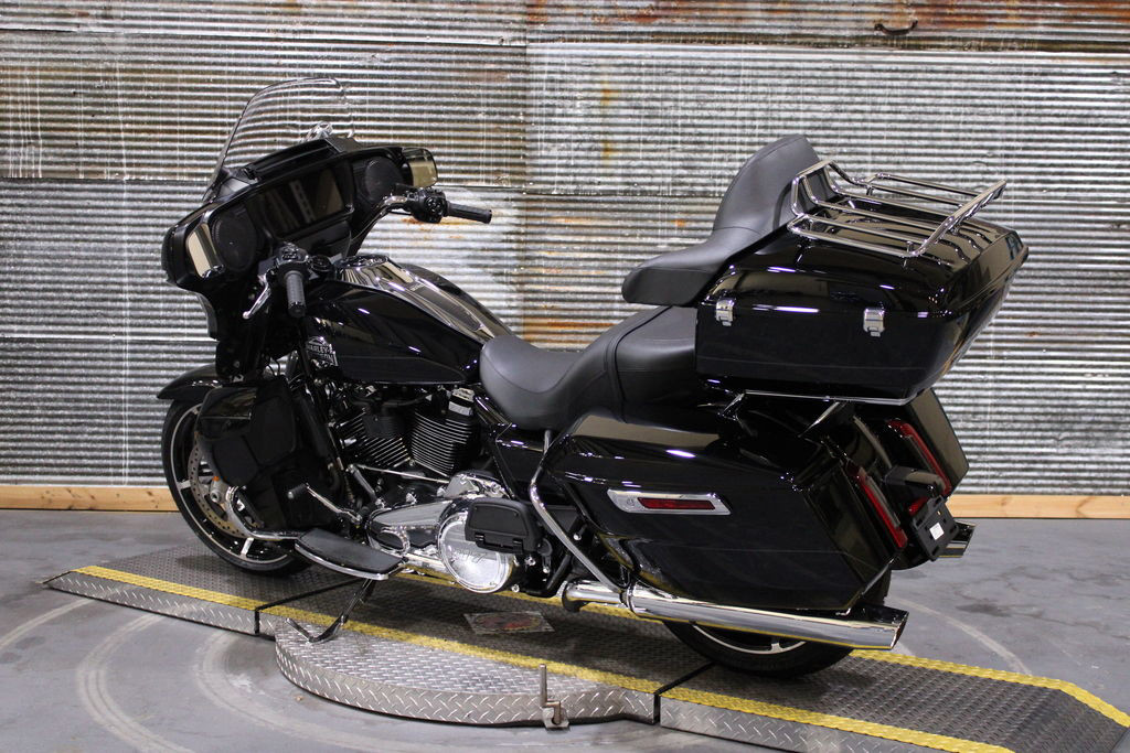Street Glide® Ultra