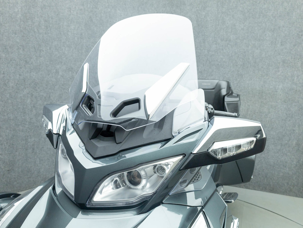 Spyder RT Limited Chrome
