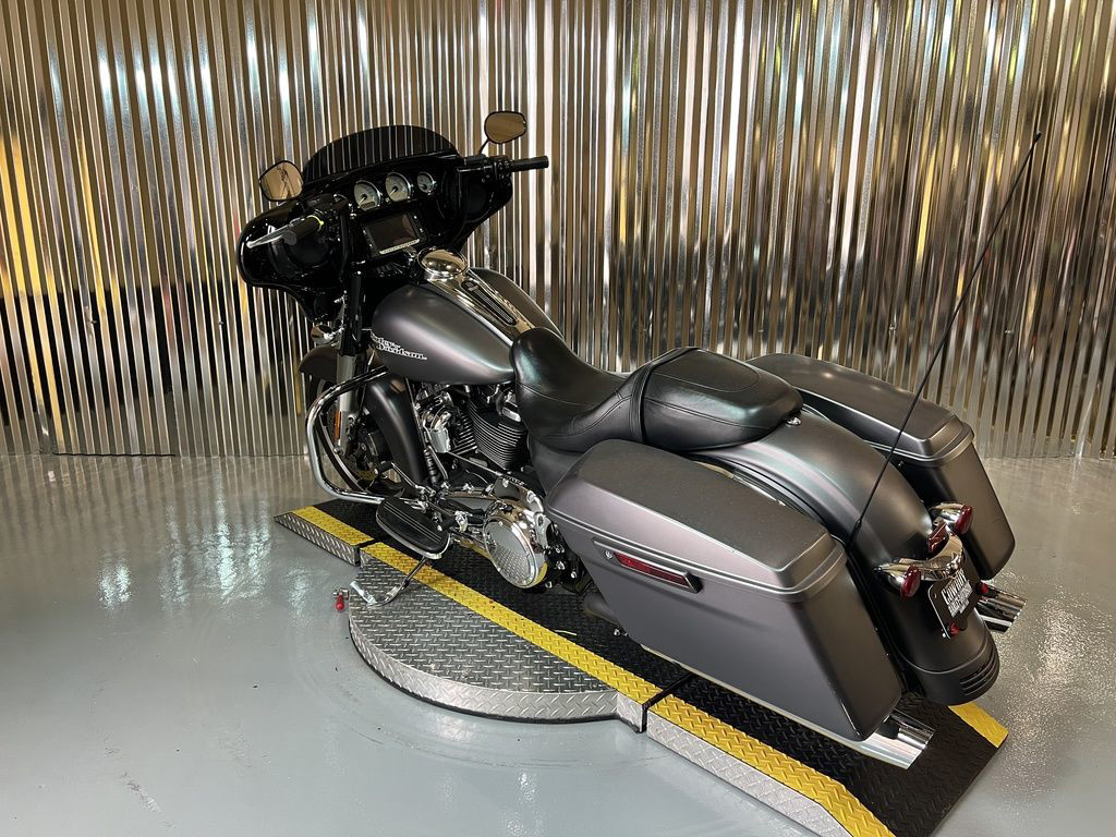 Street Glide® Special