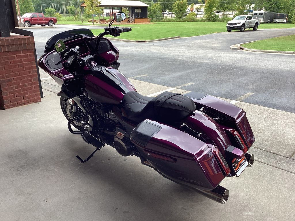 CVO® Road Glide®