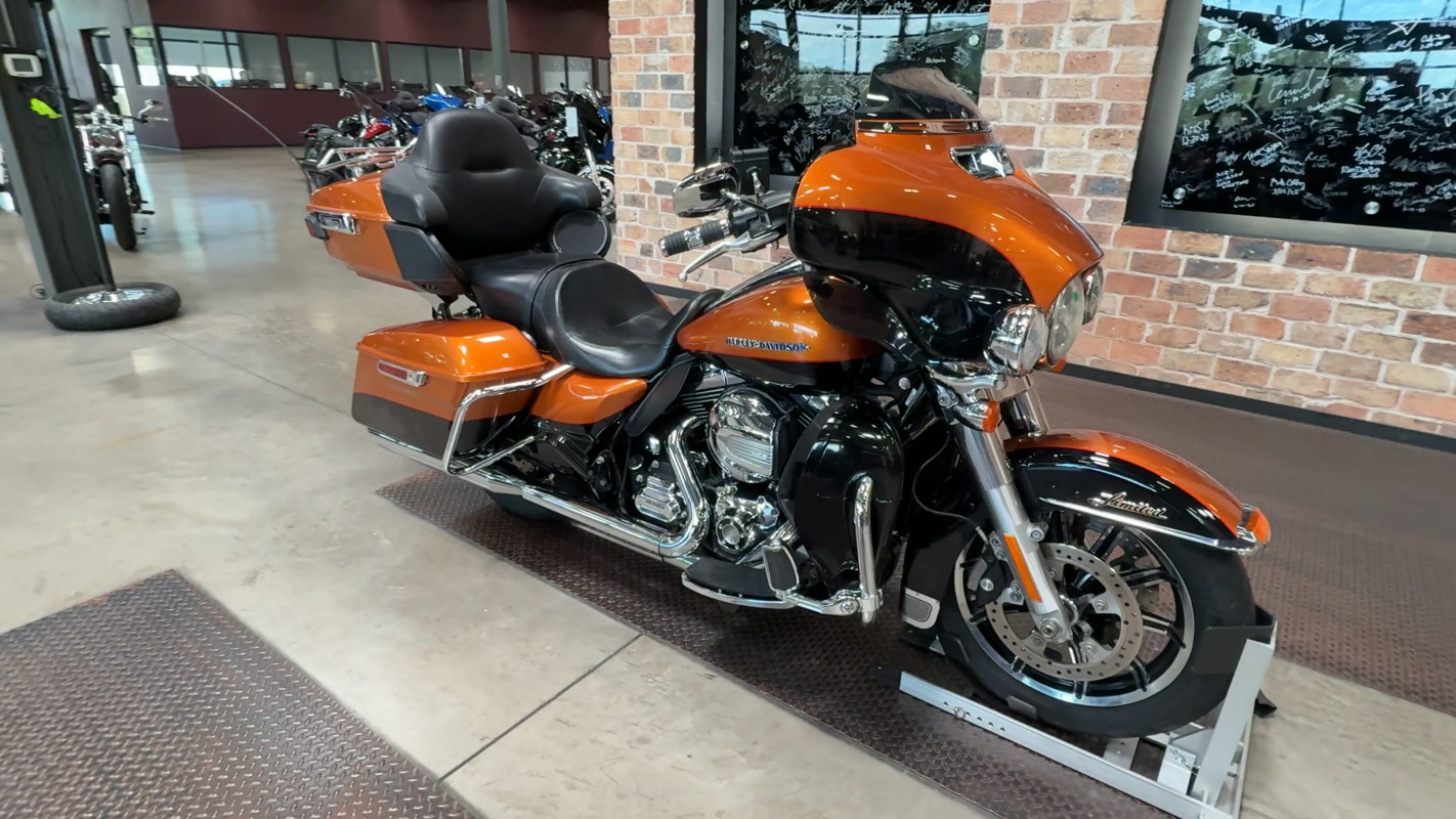 Electra Glide® Ultra Limited® Low