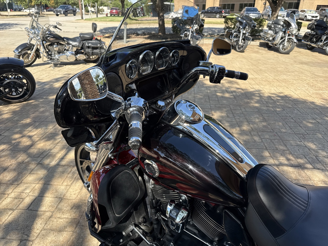 CVO® Tri Glide®