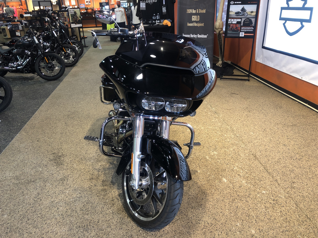 Road Glide®
