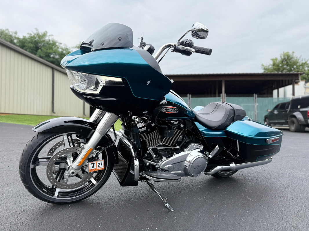 Road Glide®