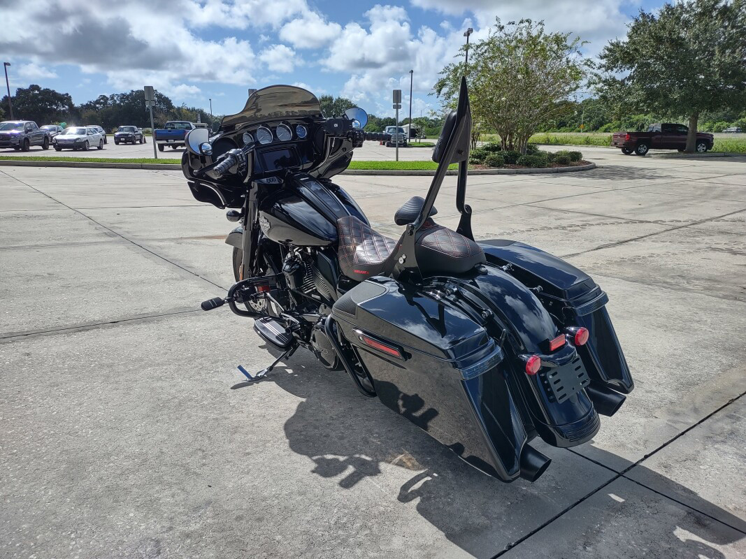 Street Glide® Special