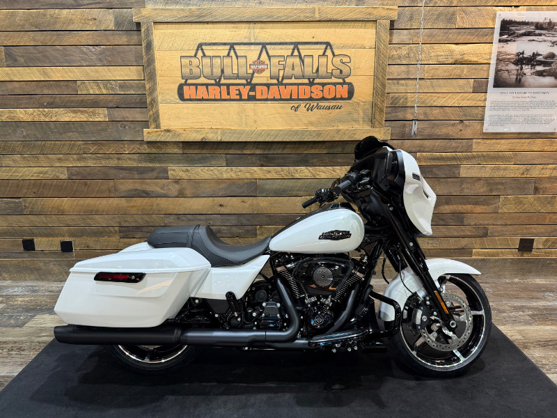 Street Glide®