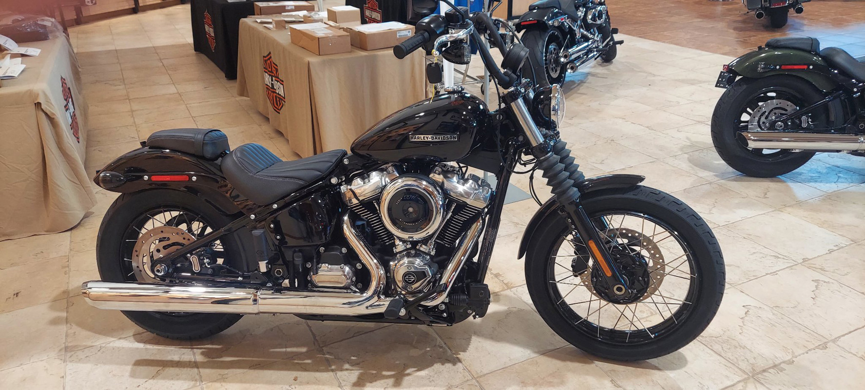Street Bob®