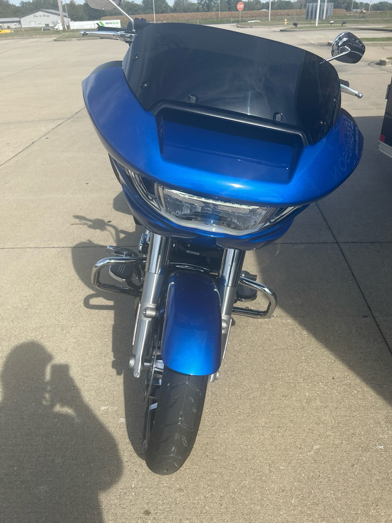 Road Glide®