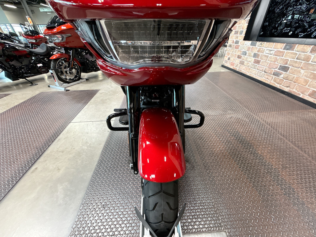 Road Glide®