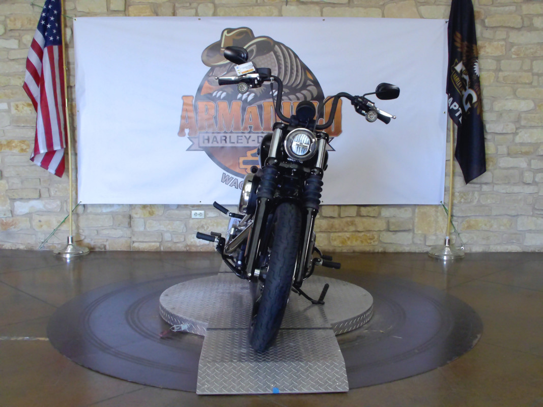 Street Bob®