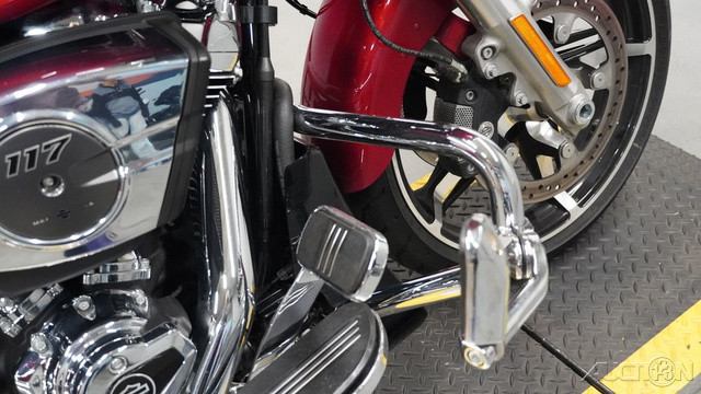 Road Glide®