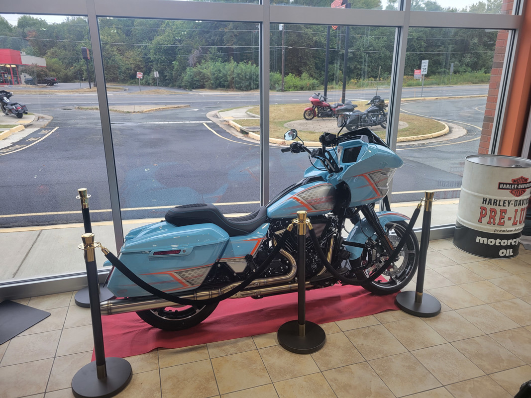 Road Glide®