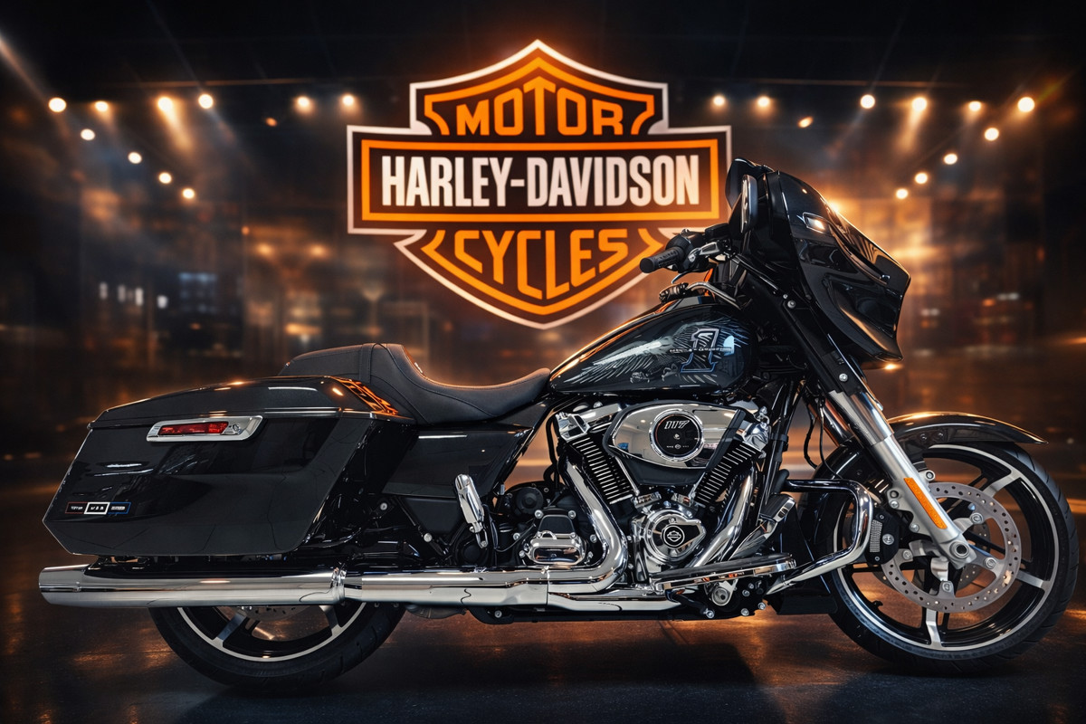 Street Glide®