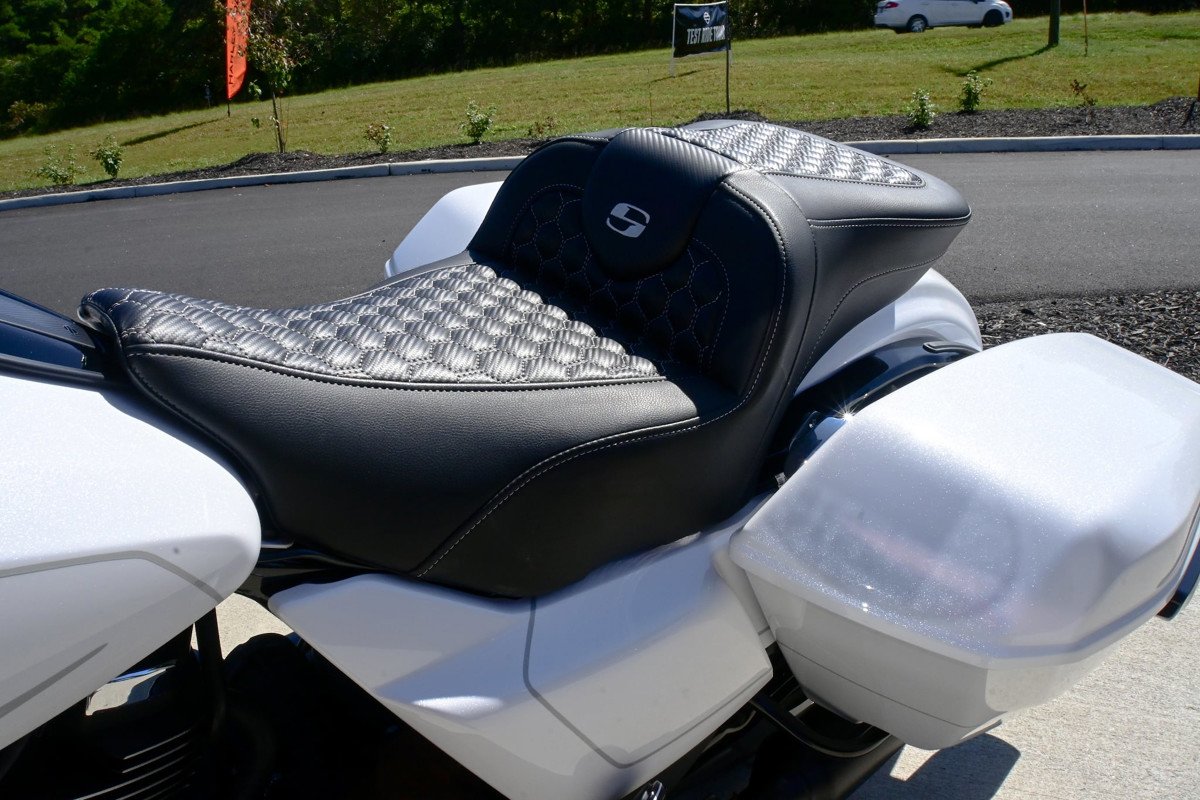 Road Glide®
