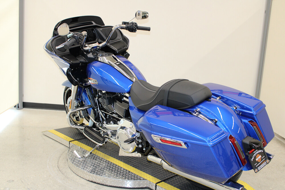 Road Glide®