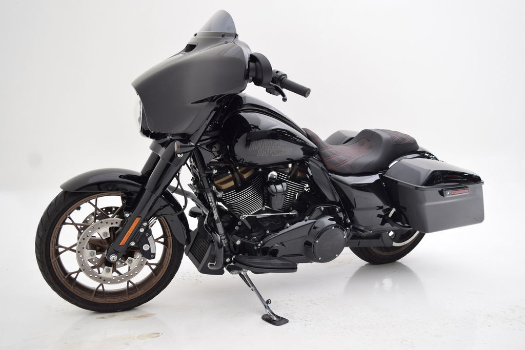 Street Glide® ST