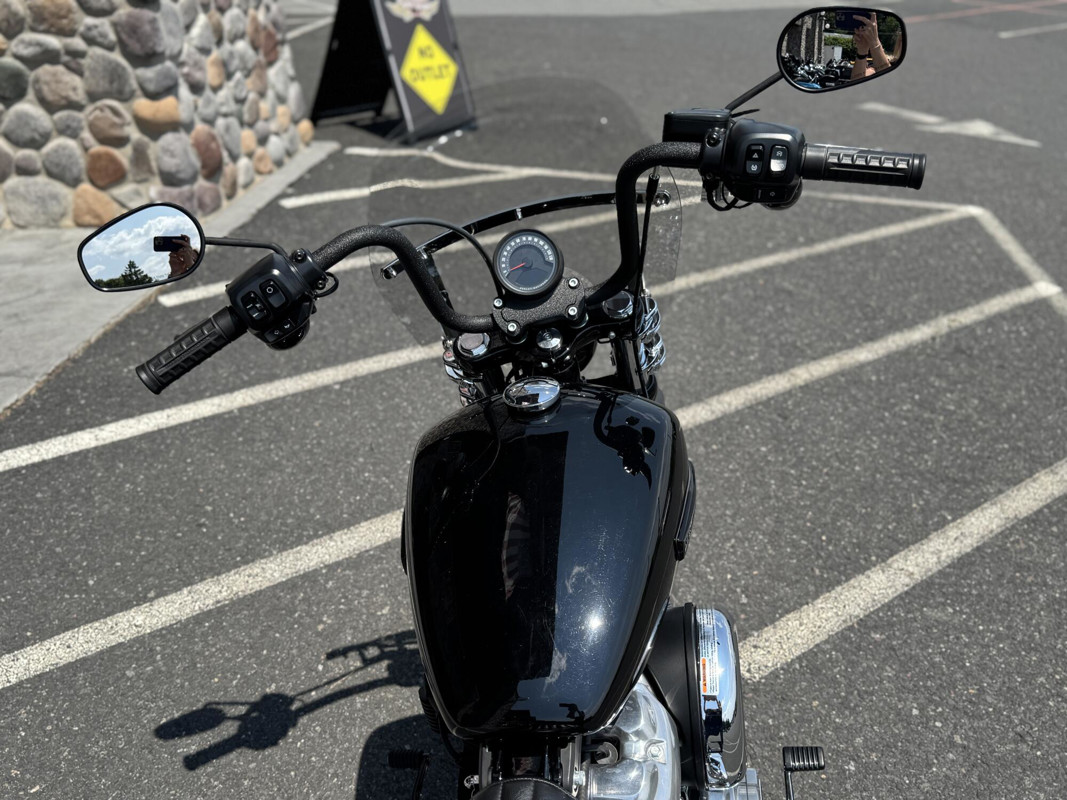 Street Bob®