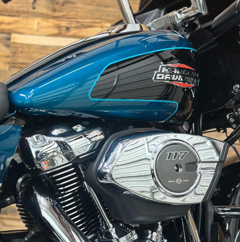 Road Glide®