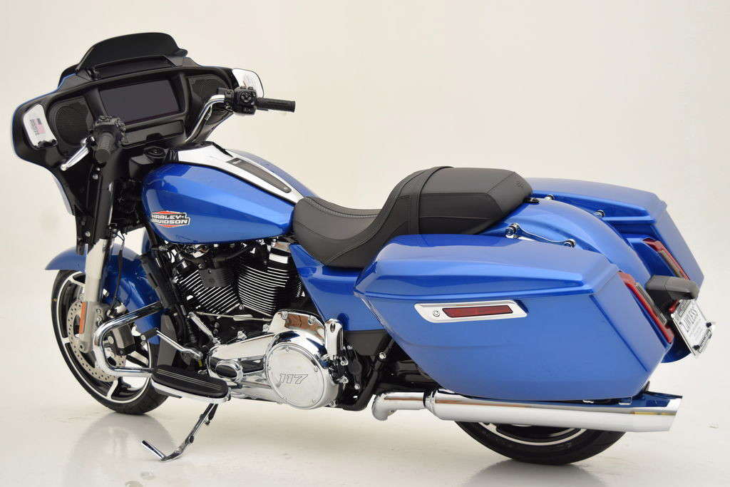 Street Glide®