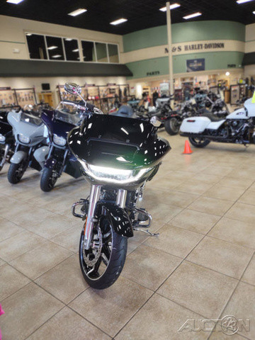 Road Glide®