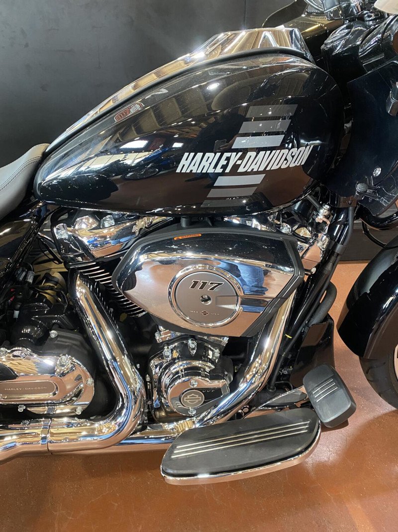 Road Glide® 3