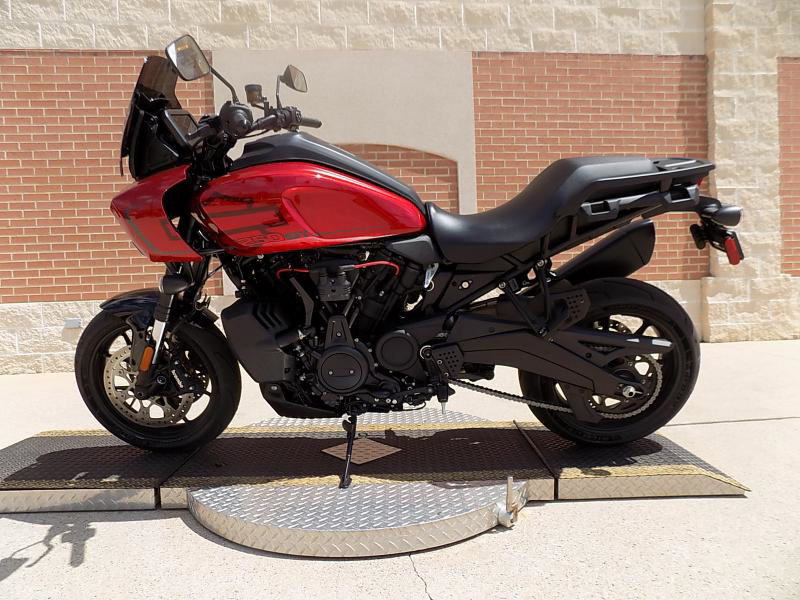 Pan America® 1250 ST