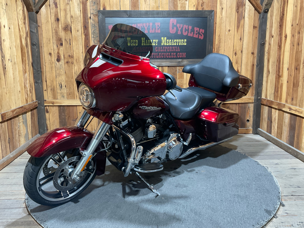 Street Glide® Special