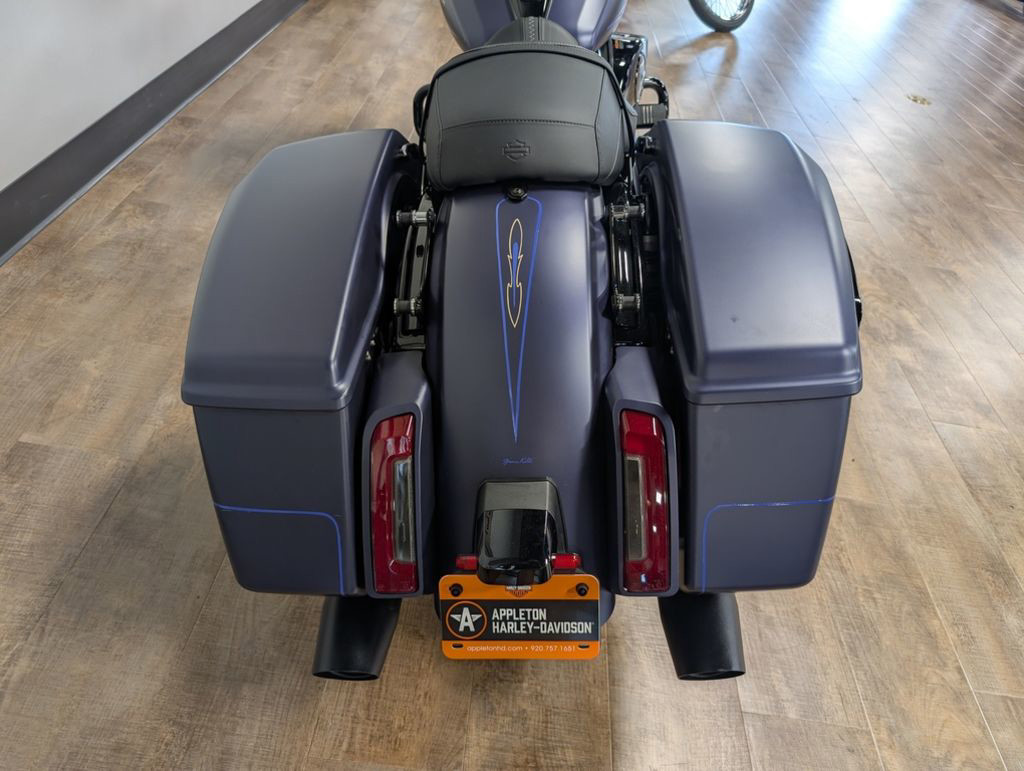 Road Glide®