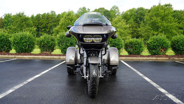 Road Glide® 3