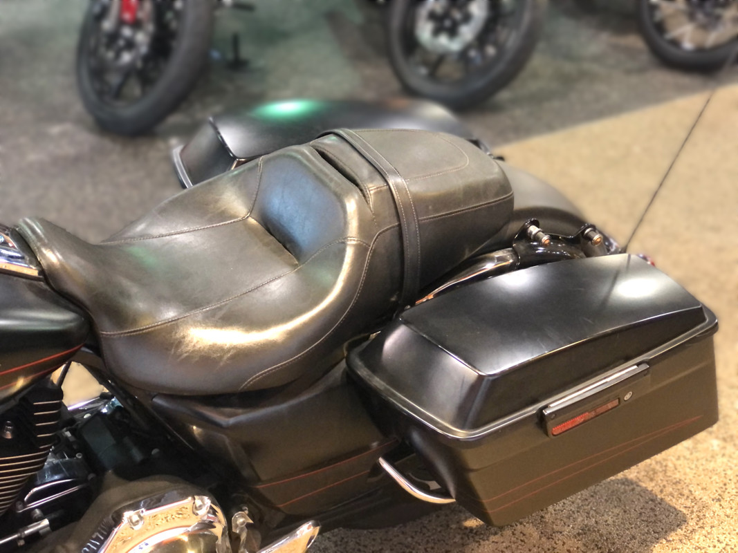 Road Glide® Custom