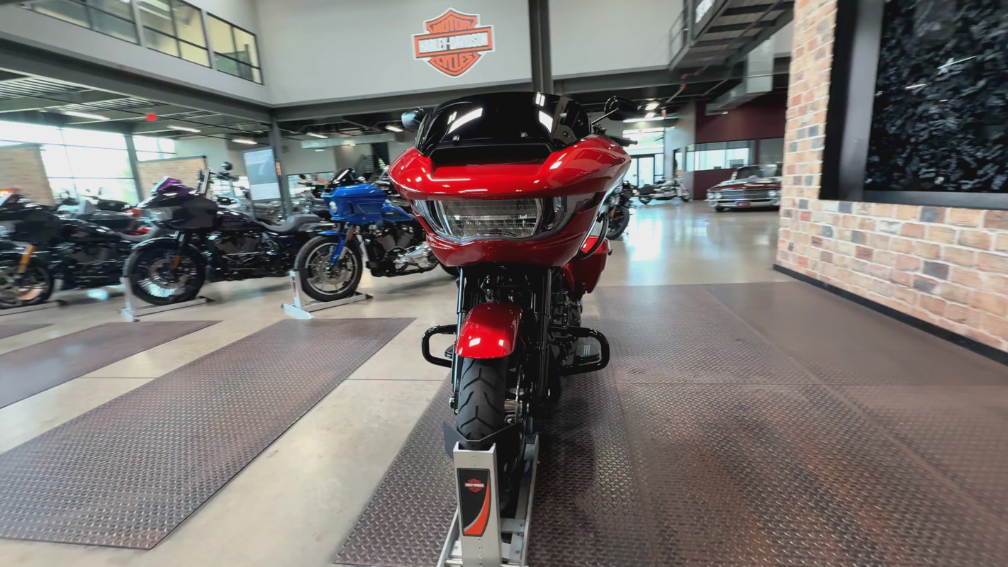 Road Glide®