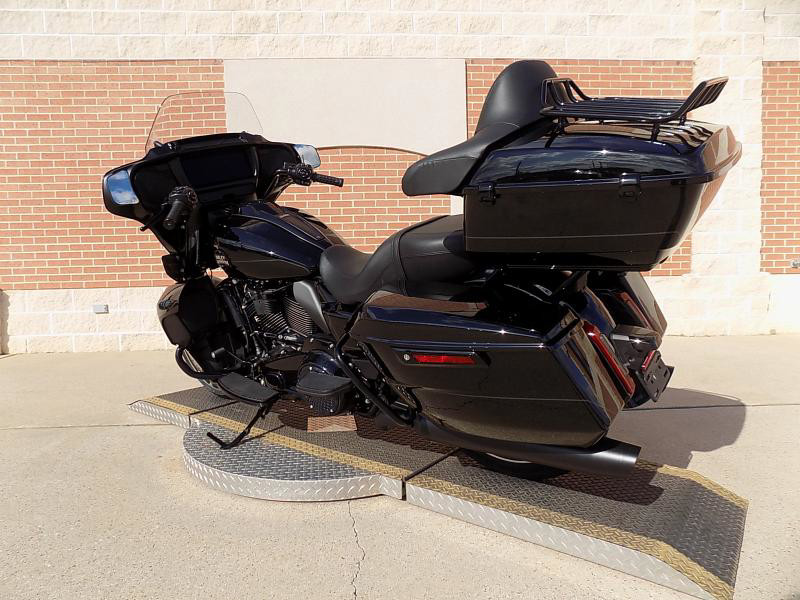 Street Glide® Ultra