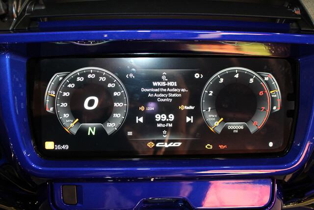 CVO® Street Glide®