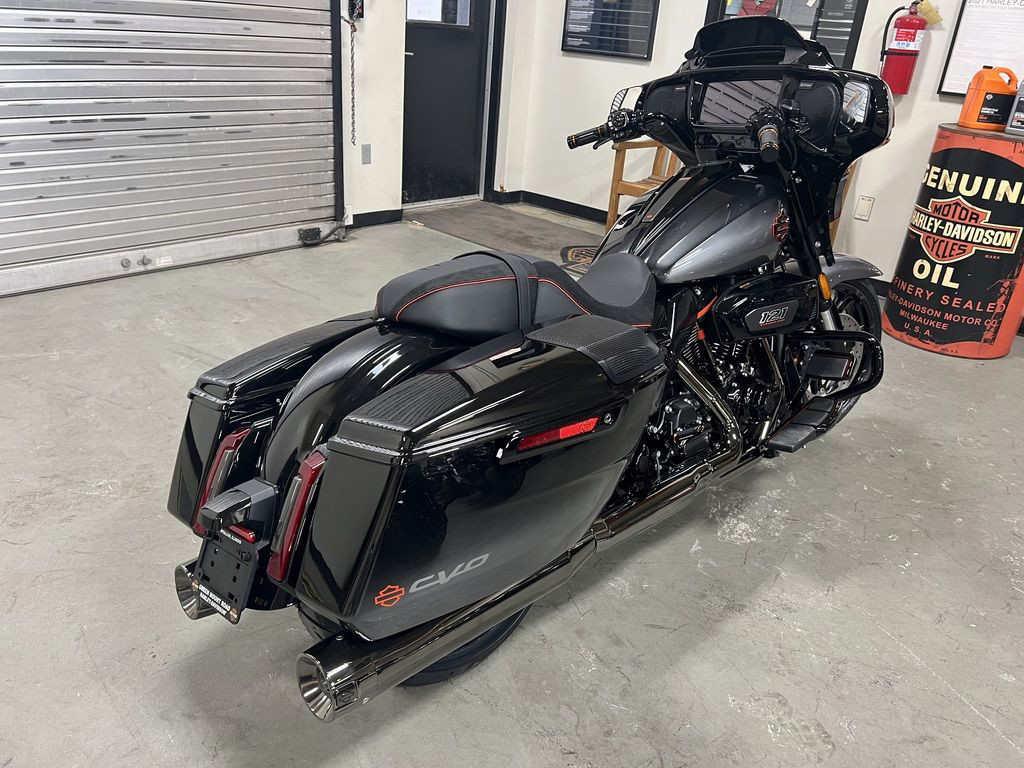 CVO® Street Glide®
