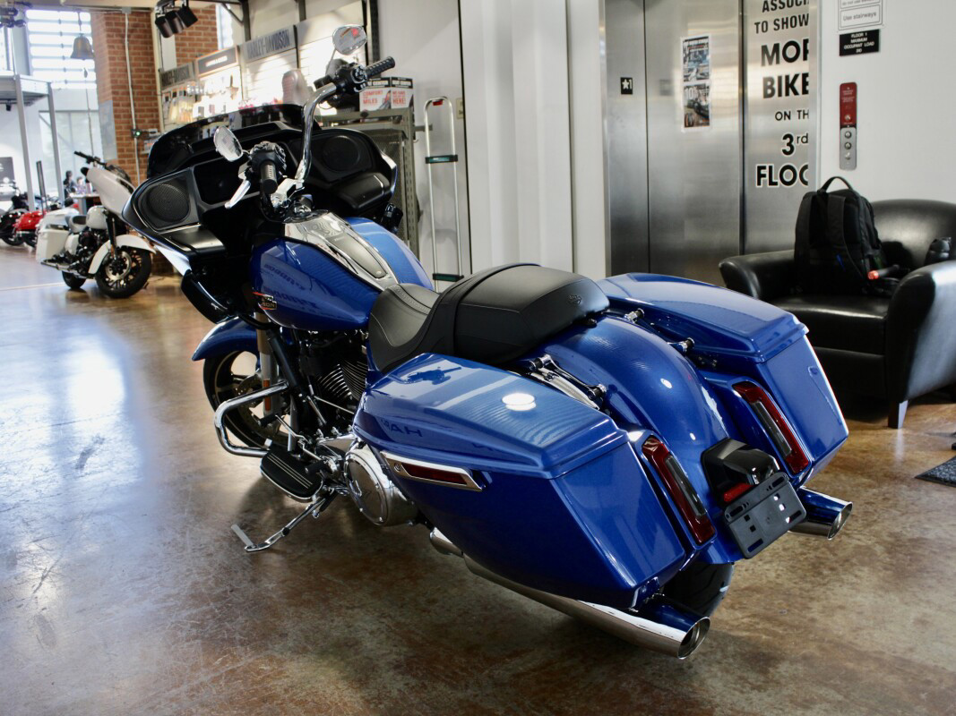Road Glide®