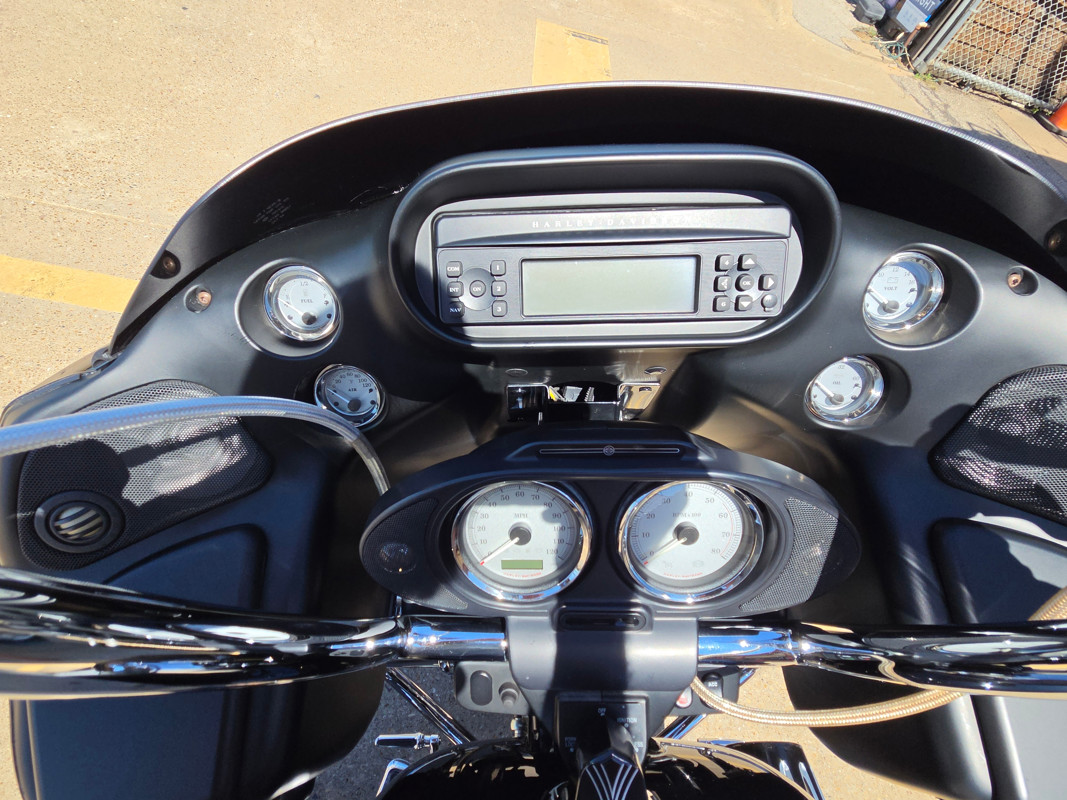 Road Glide® Custom