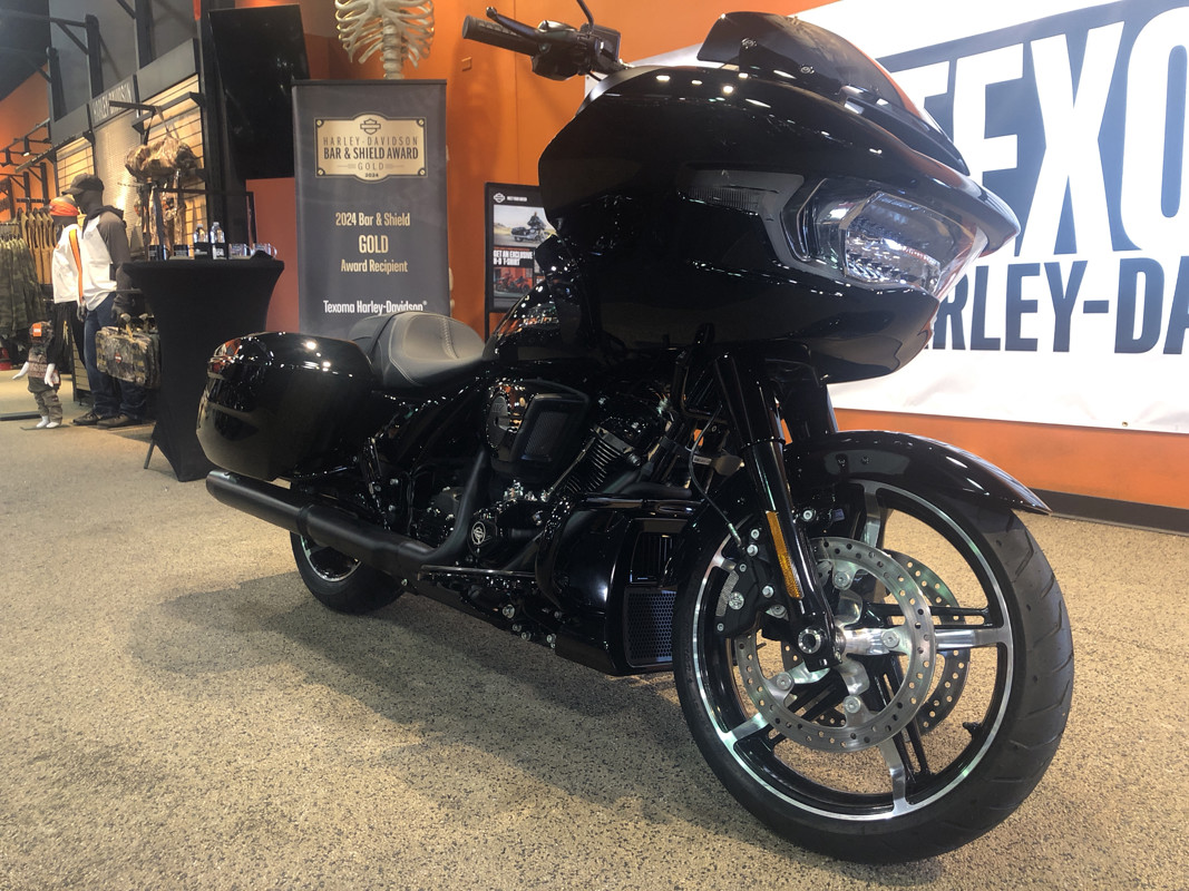 Road Glide®