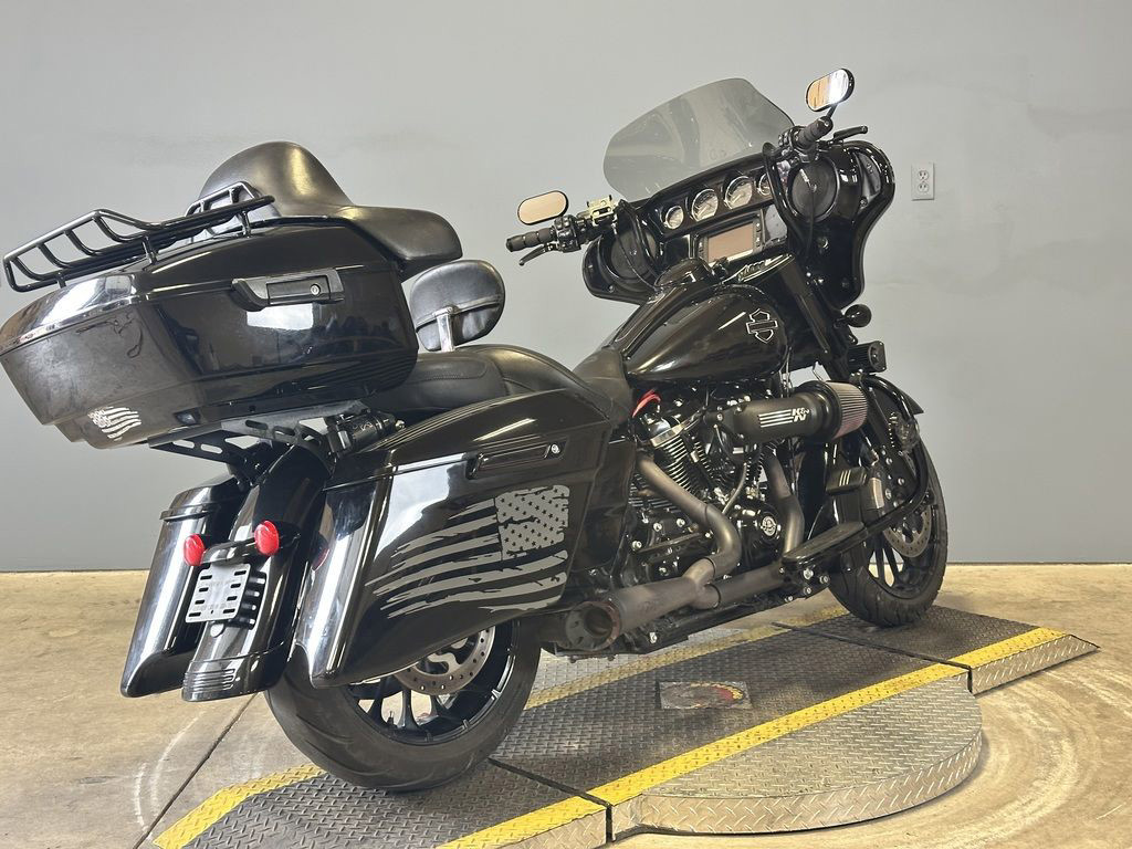 Street Glide® Special