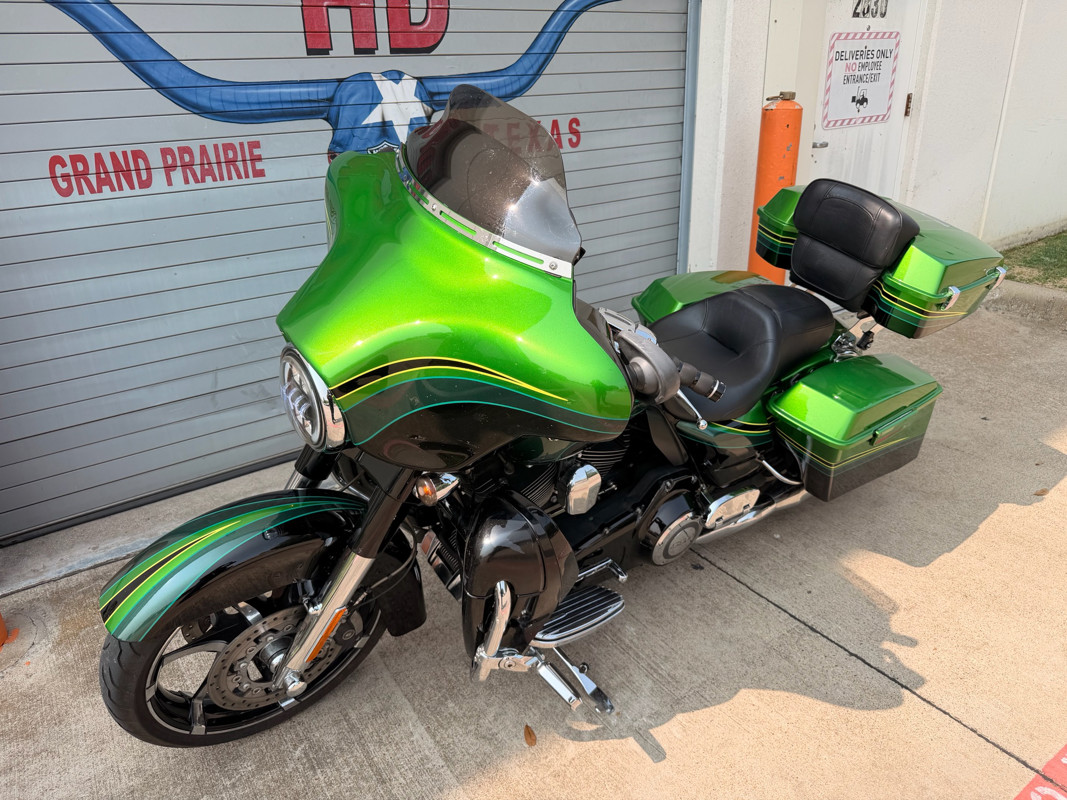 CVO™ Street Glide®