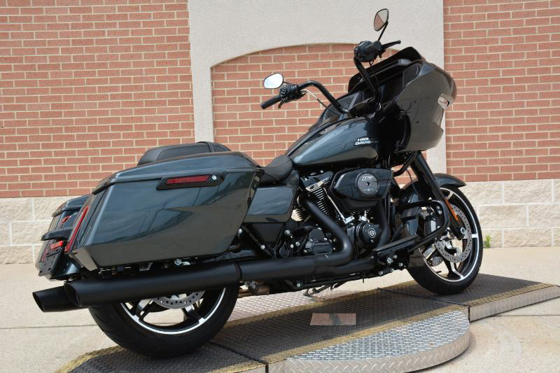 Road Glide®