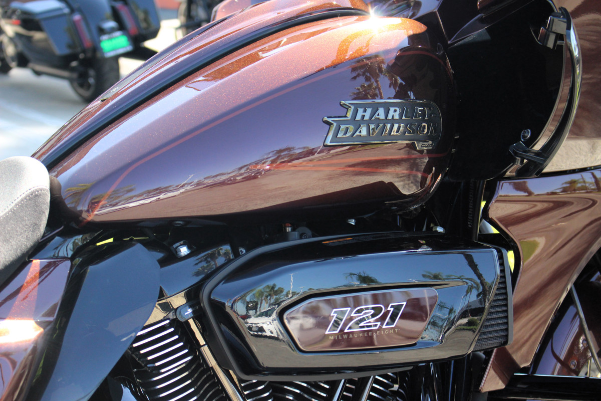CVO® Road Glide®