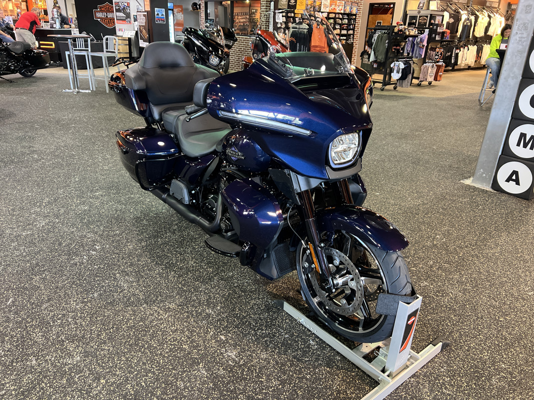 Street Glide® Ultra