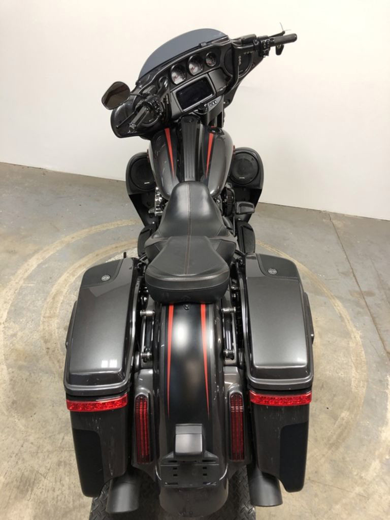 CVO® Street Glide®