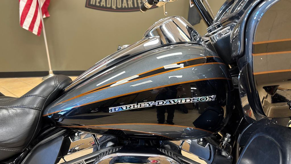 CVO® Road Glide® Ultra