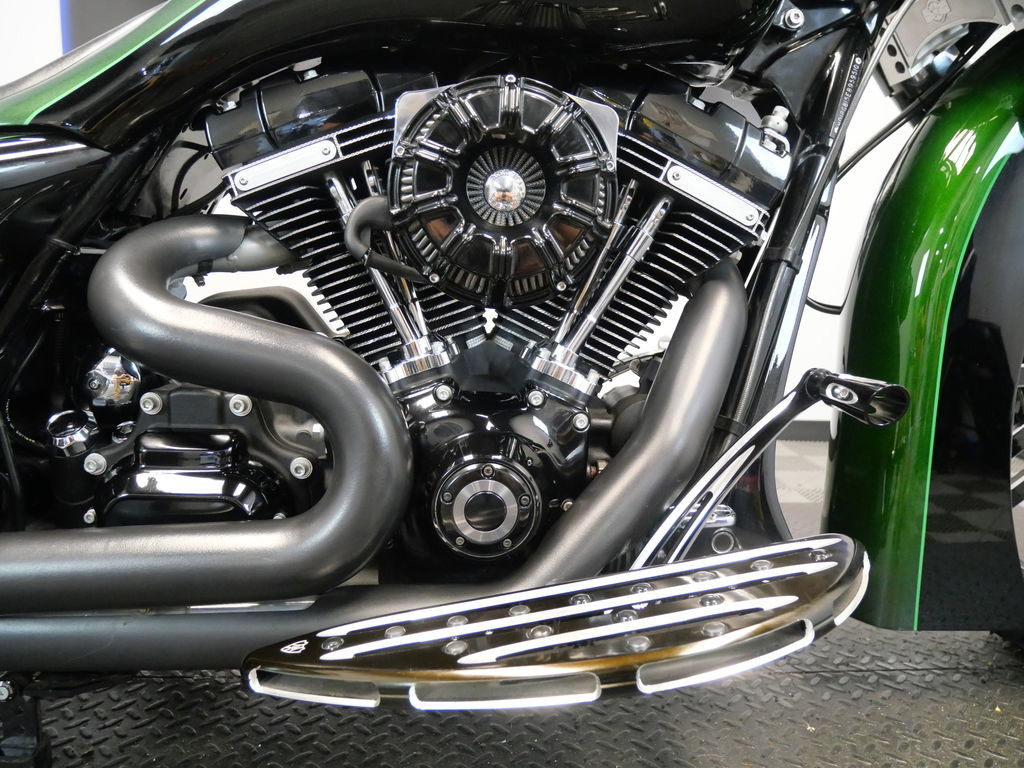 CVO® Road King®