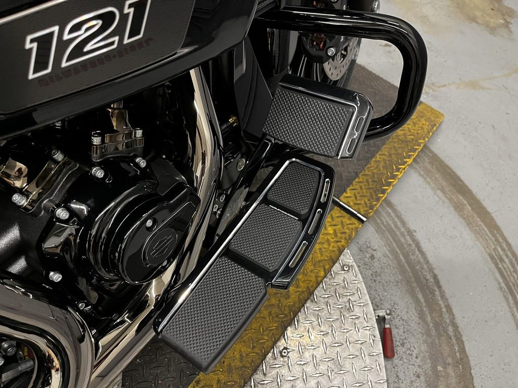 CVO® Street Glide®