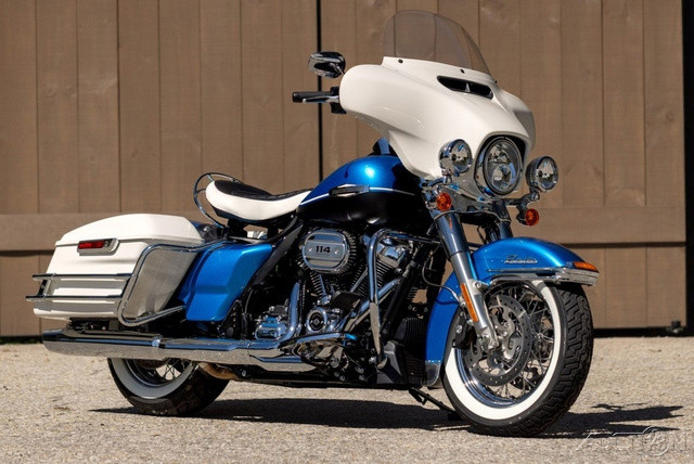 Electra Glide® Revival