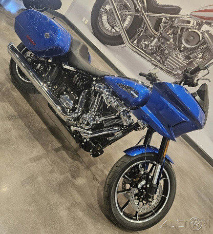 Low Rider® ST