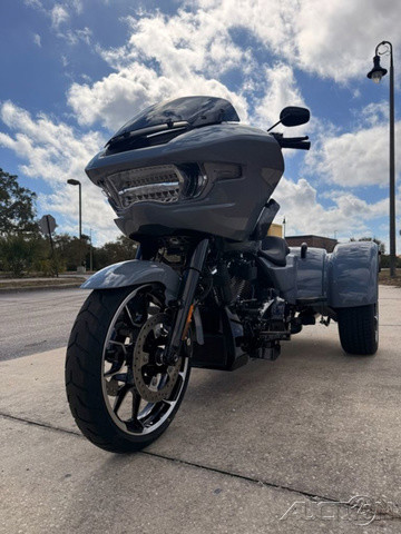 Road Glide® 3